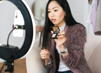 YouTube Convert MP4 to M4R: How To Easily Create Custom Ringtones